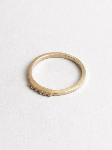 Tiny Stud Ring 14k Gold